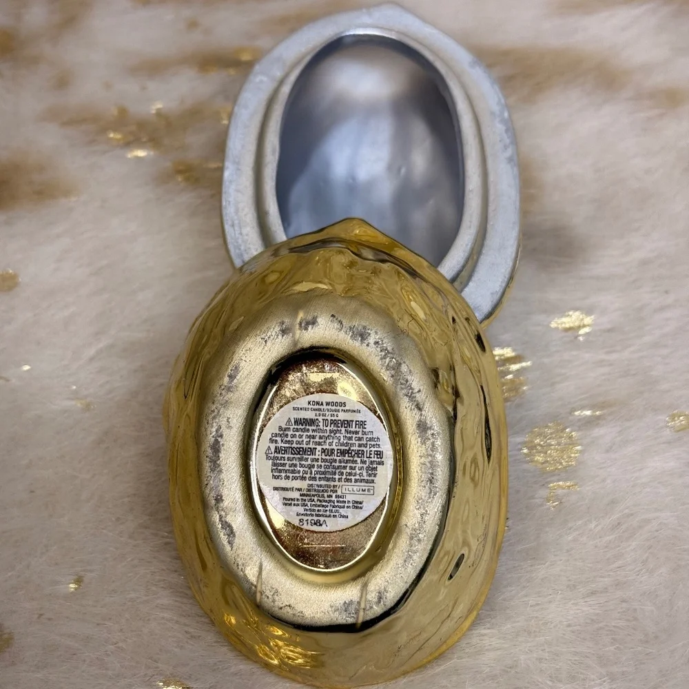 illume Scented Candle Metal Gold Silver Walnut-Shaped Removable Lid‎ Clean Scent